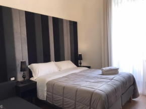 Отель Motta Palace Apartments & Rooms, Катания